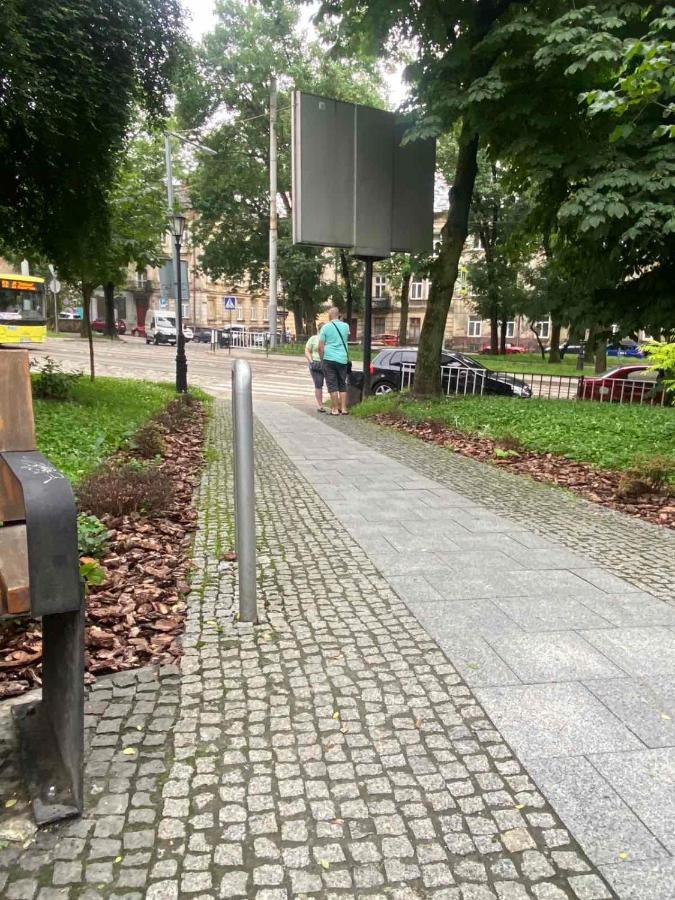 Izuminka V Centre Goroda Lviv Exterior foto